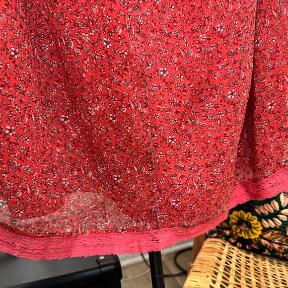 Lace tiered swing dress - Picture 3 of 6